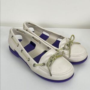 Crocs Women's 5 Beachline Boat Shoes White Purple Casual Lightweight Closed Toe